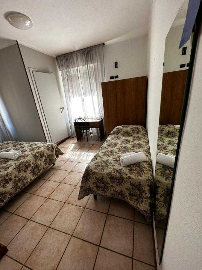 Be Me Hotel Helvetia Tabiano Terme Exterior photo